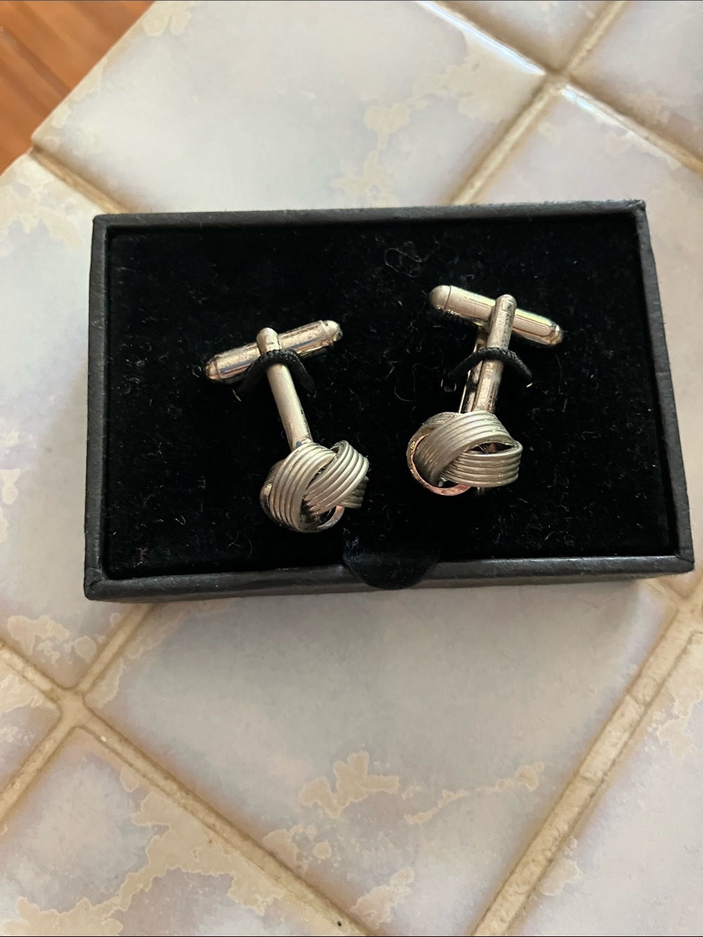 Banana Republic Silver-Tone Knot Cuff Links